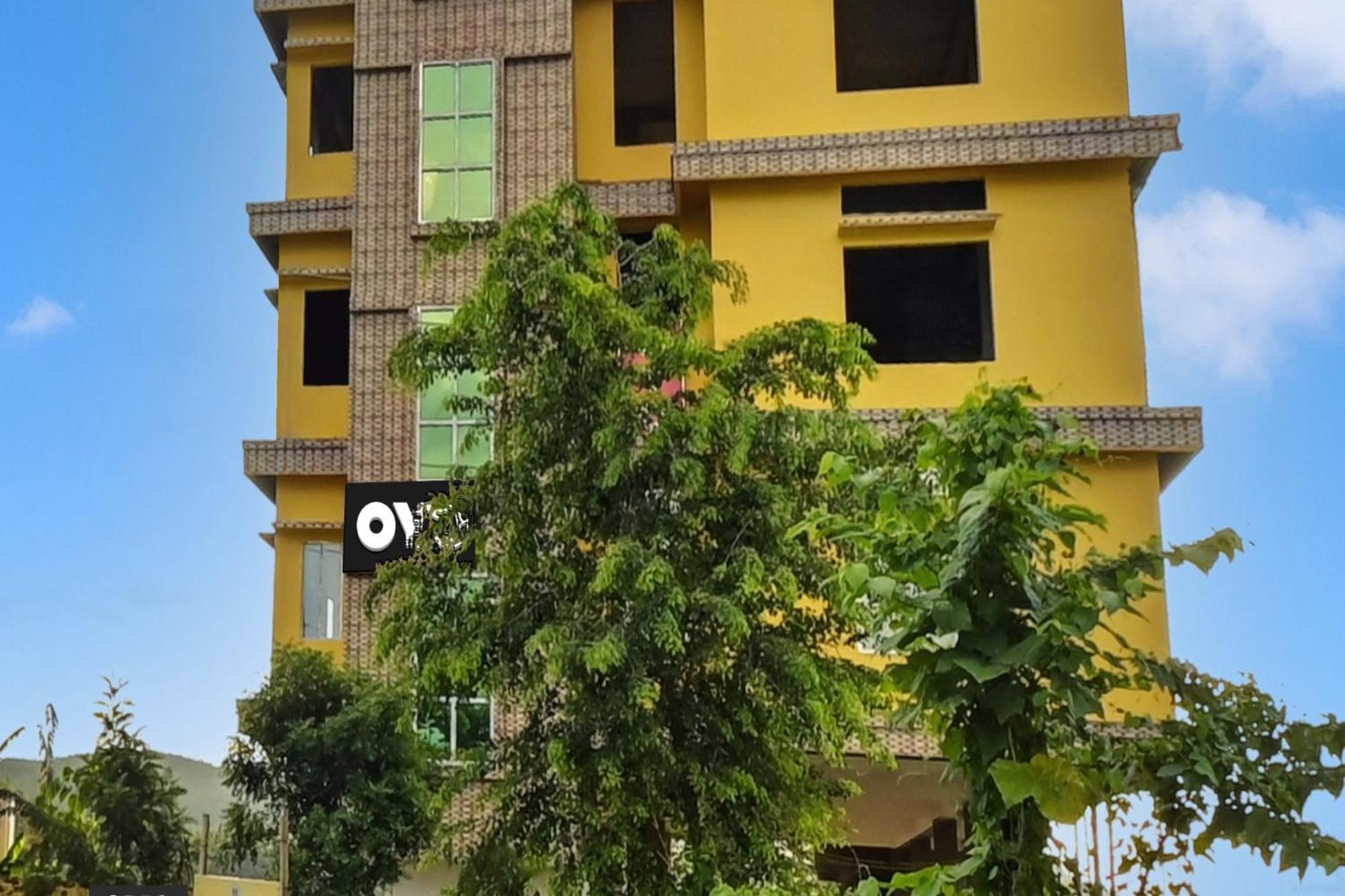 Oyo Flagship The Brahmaputra Homestay Γουβαχάτι Εξωτερικό φωτογραφία